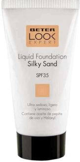 Podkład w płynie Silky Sand SPF 35